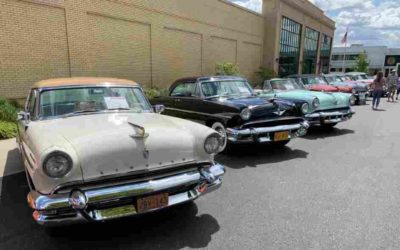 See Ford blue in Kalamazoo with Lincolns, Mercurys and Edsels too!